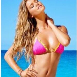 Beach Bunny Sun Bunny Lady Lace Triangle Bikini‎ Top nwt